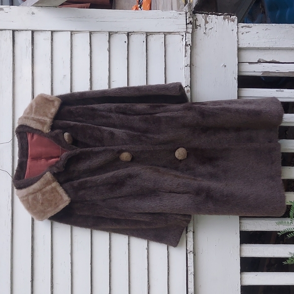 Tudor Faux Fur Teddy Coat, 50s Faux Fur Brown Coat, 60s Swing Coat, - Picture 2 of 8